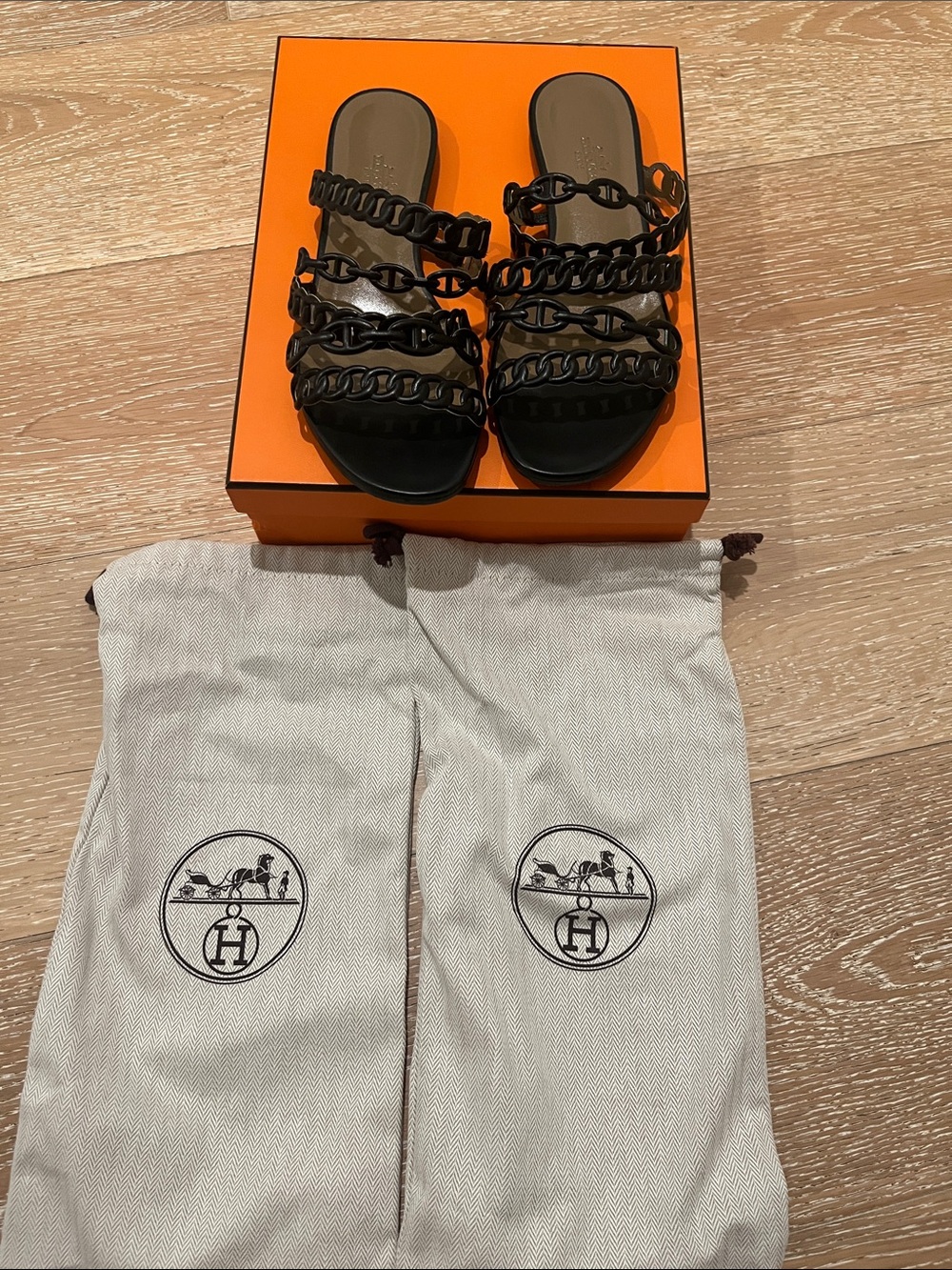 Hermès Black 38 7/7.5 Chain d'Ancre calfskin leather Strap Slide Sandals